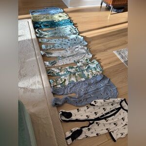 KYTE Baby Bundle of 12-18M Pajamas (9 Pjs!)